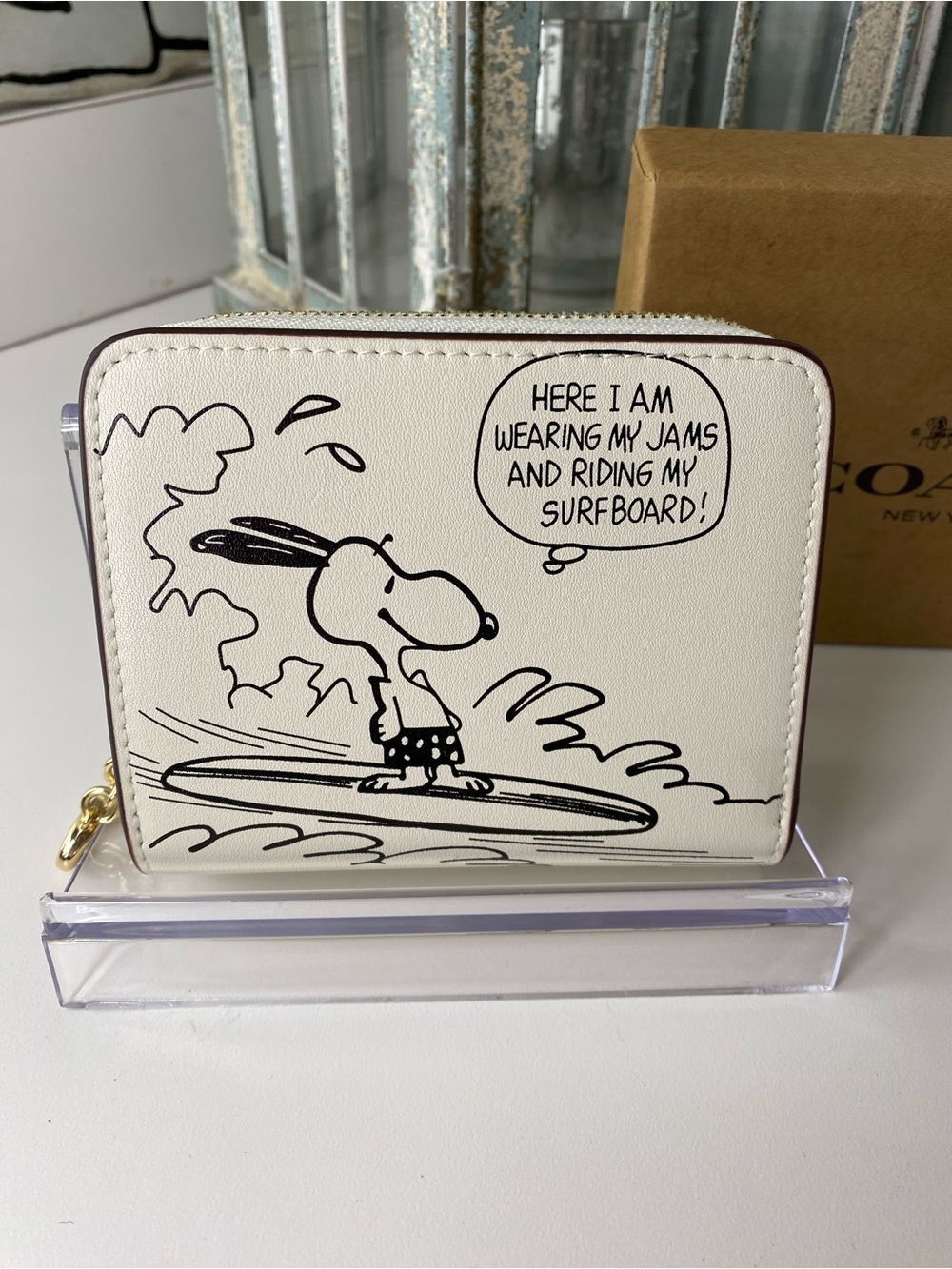 Coach x Peanuts Snoopy Surf Zip Wallet - Picture 3 of 12